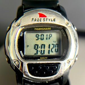Freestyle Tigershark WR 500 ft Stainless Steel Caseback Men's Wrist Watch